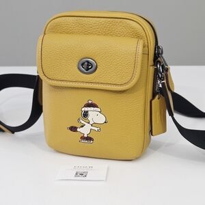COACH X PEANUTS HERITAGE CROSSBODY BAG WITH SNOOPY MOTIF
